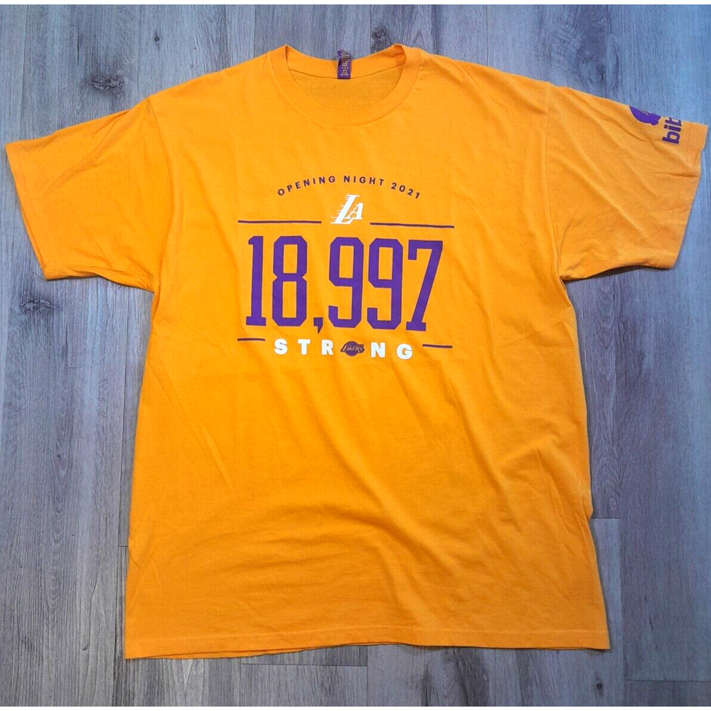 Los Angeles Lakers Opening Night 2021 Yellow T-shirt Unisex Adult XL Bibigo